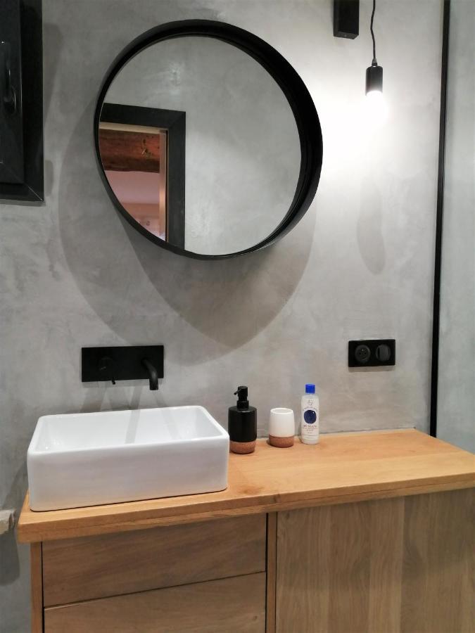 Le Petit Studio - 15 M2 - Centre Ville - Sorgue A 50 M LʼIsle-sur-la-Sorgue Exteriör bild