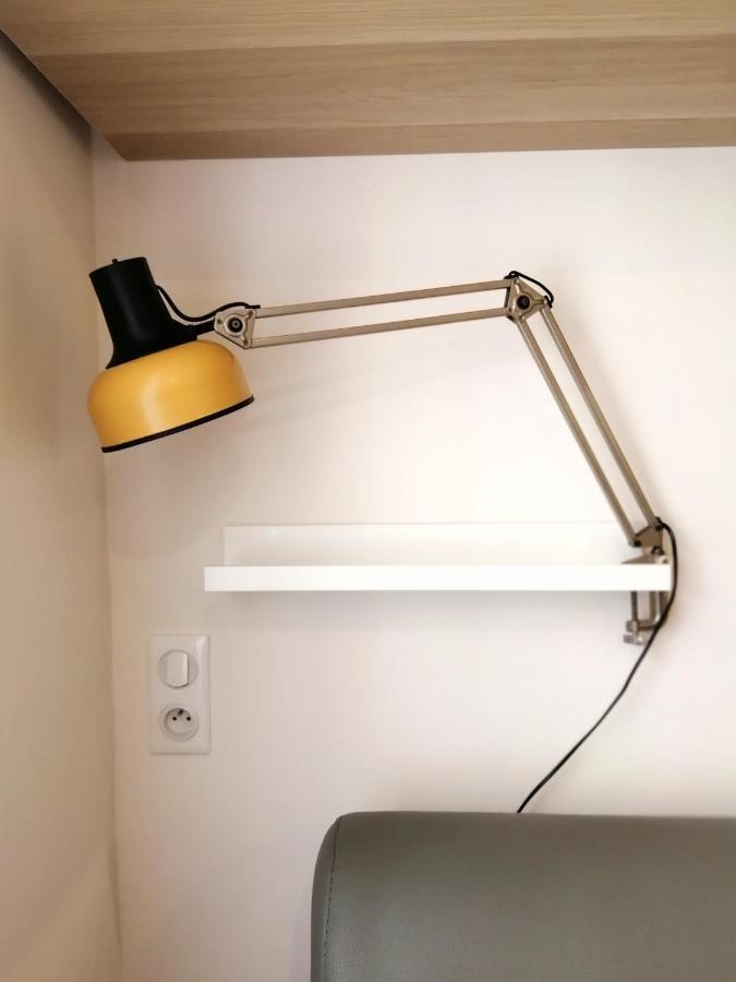 Le Petit Studio - 15 M2 - Centre Ville - Sorgue A 50 M LʼIsle-sur-la-Sorgue Exteriör bild